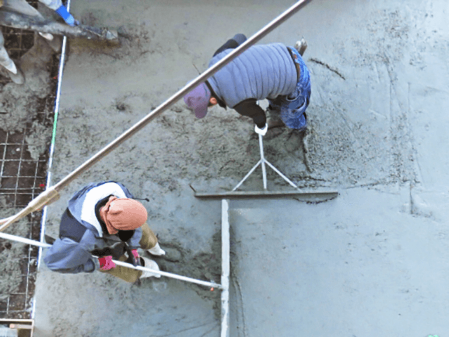 ガラスの割れ替え⼯事
