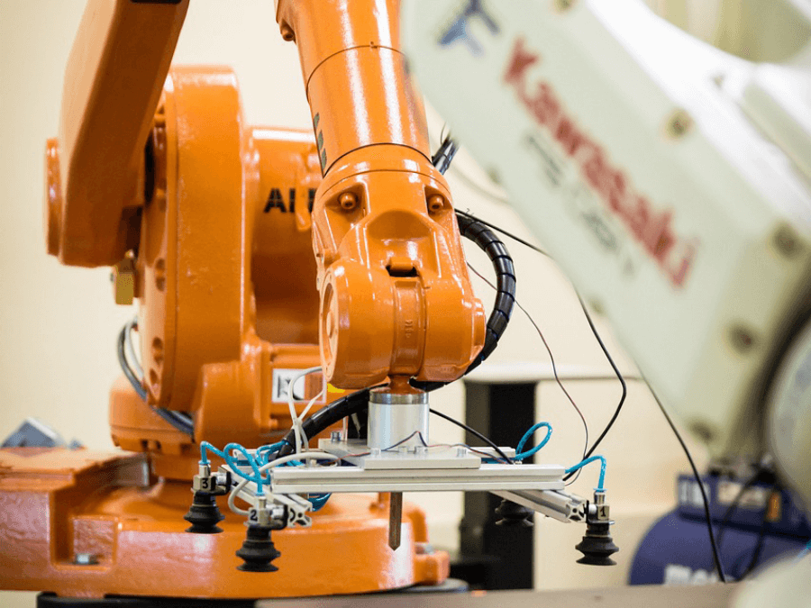 ロボット据え付け、運搬工事